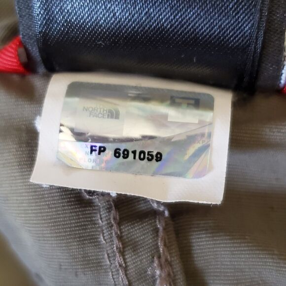 The North Face Axez Shorts Men’s Size 30 Zip Fly Multipocket Hiking Taupe Brown - Picture 12 of 12